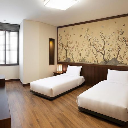 Hotel Ibis Ambassador Myeongdong à Séoul Extérieur photo