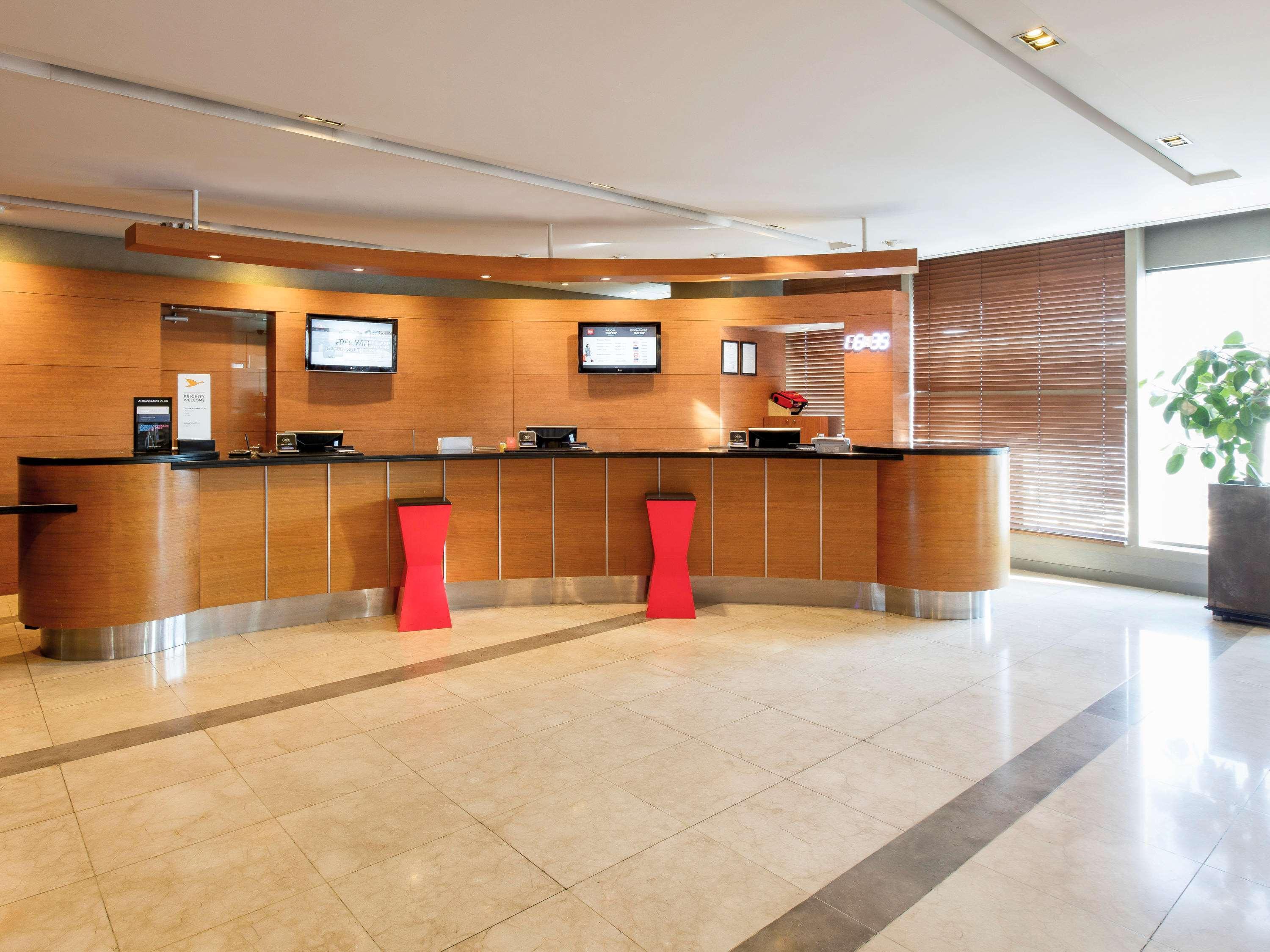 Hotel Ibis Ambassador Myeongdong à Séoul Extérieur photo