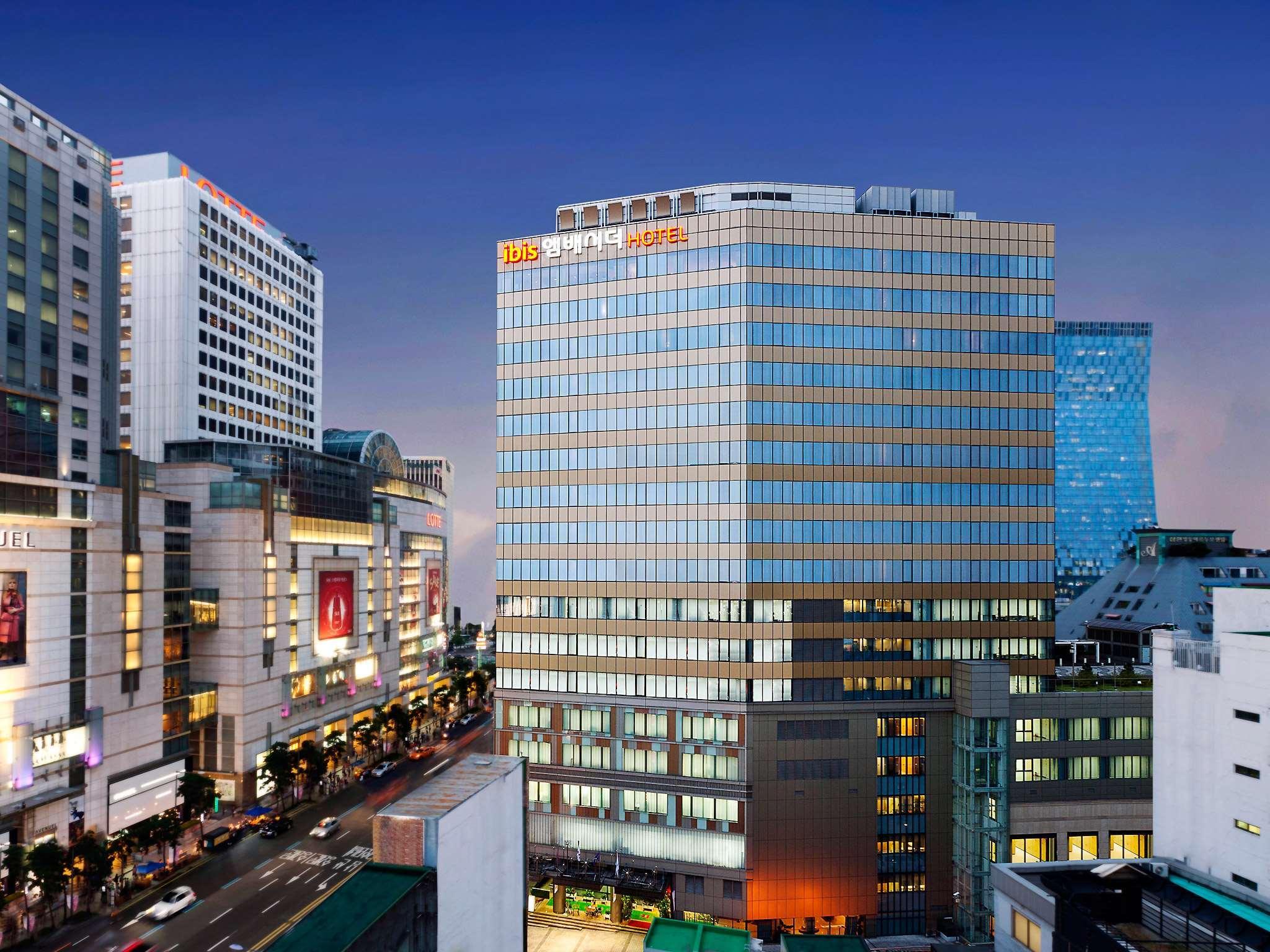Hotel Ibis Ambassador Myeongdong à Séoul Extérieur photo