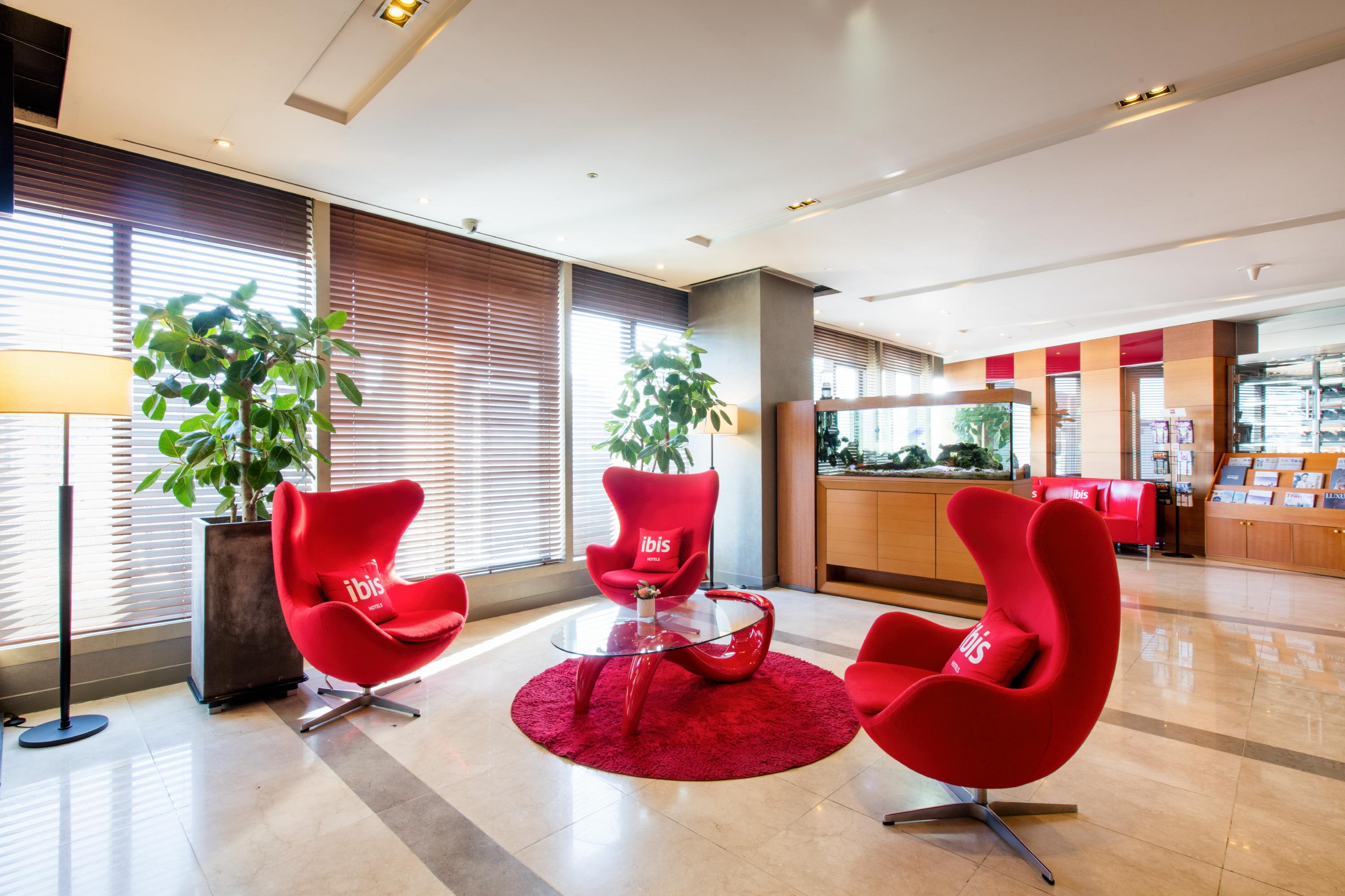 Hotel Ibis Ambassador Myeongdong à Séoul Extérieur photo