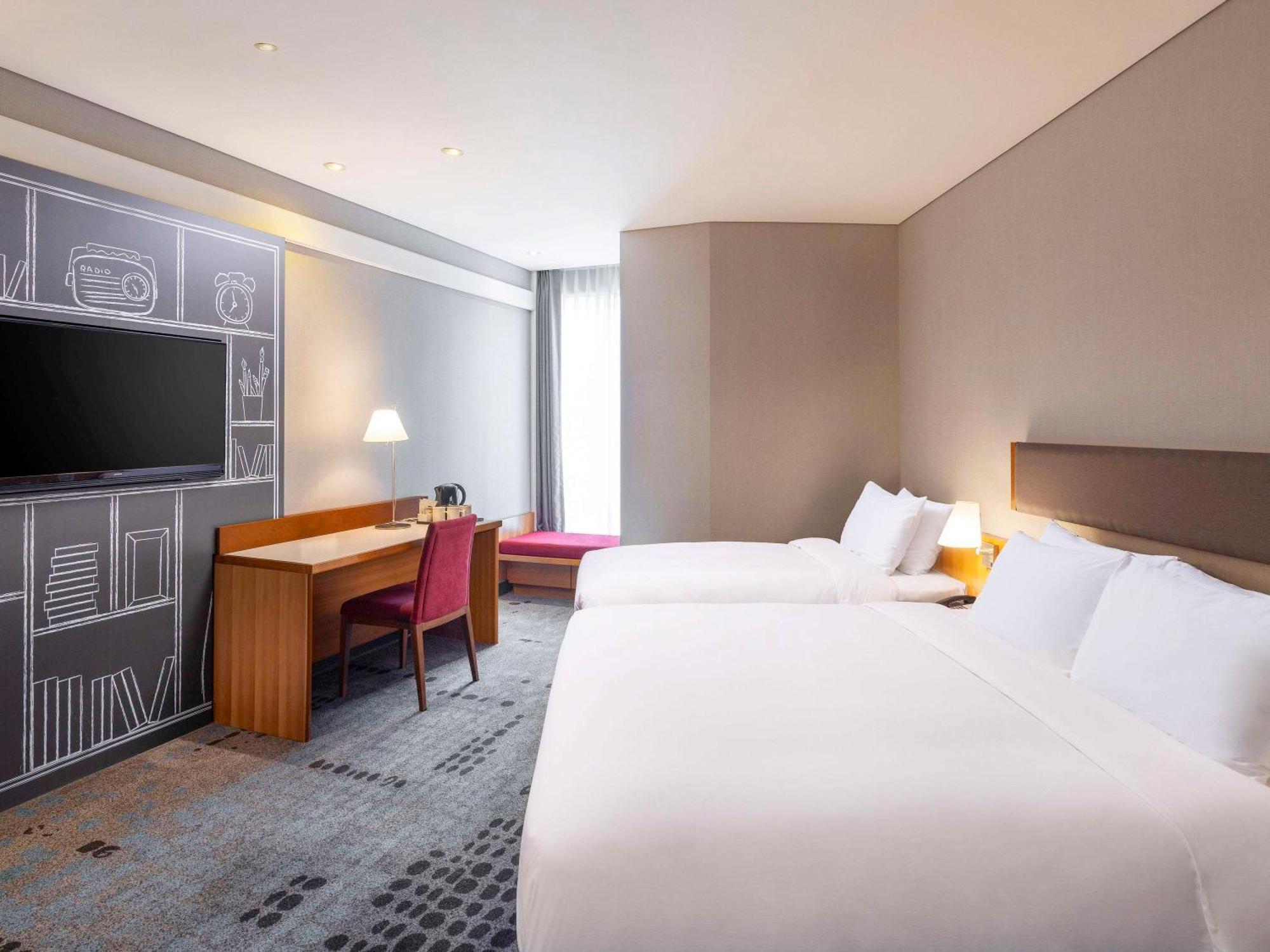 Hotel Ibis Ambassador Myeongdong à Séoul Extérieur photo