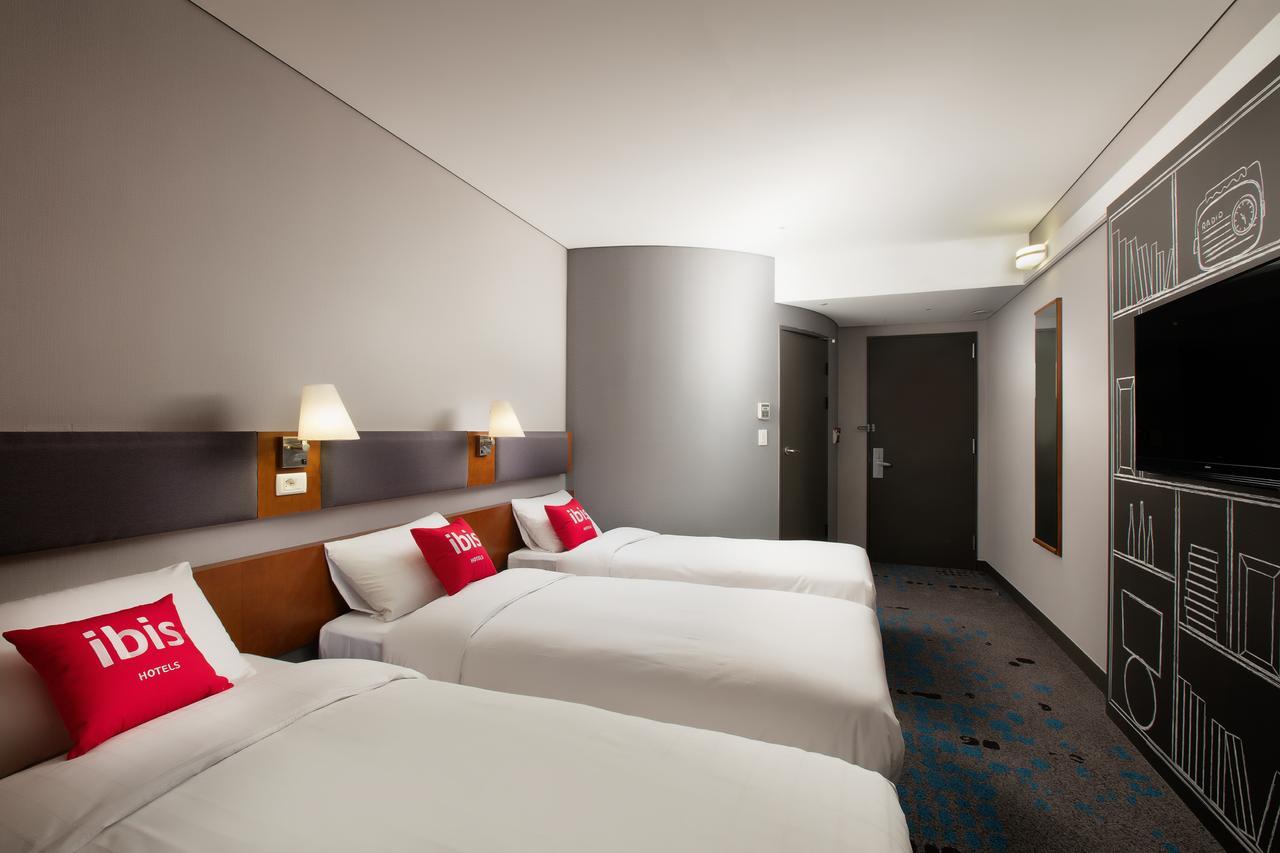 Hotel Ibis Ambassador Myeongdong à Séoul Extérieur photo
